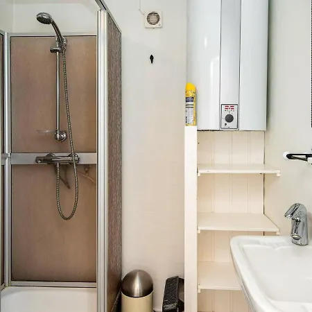 Five-bedroom Holiday In Romo 1 *